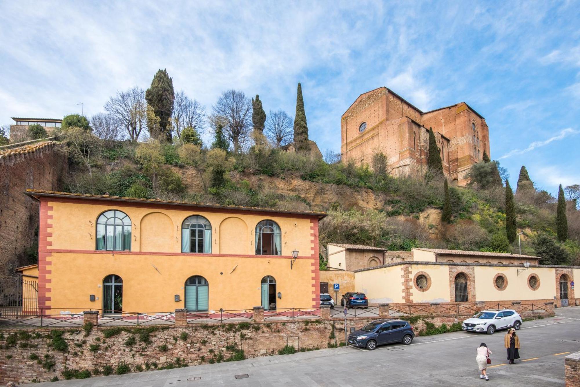 Secret Garden Siena Villa Exterior photo