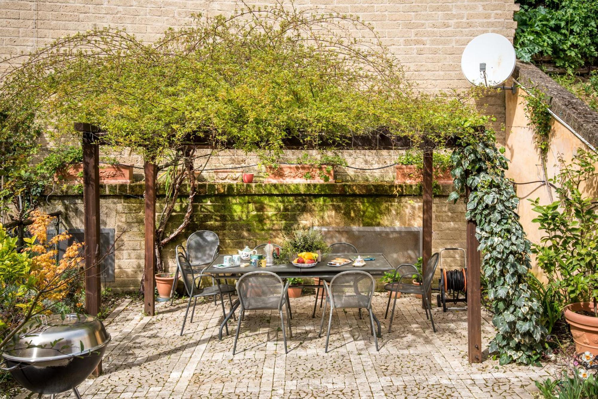 Secret Garden Siena Villa Exterior photo