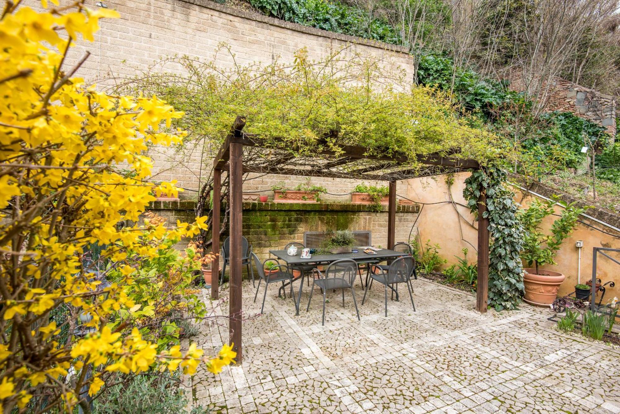 Secret Garden Siena Villa Exterior photo